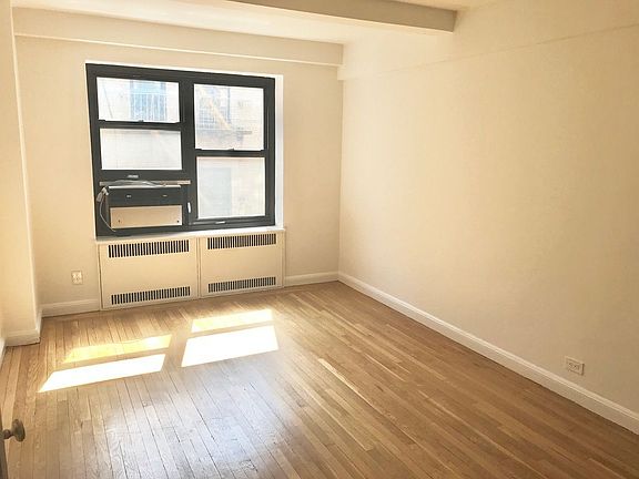 5th image of 160 E 89th St APT 6E
