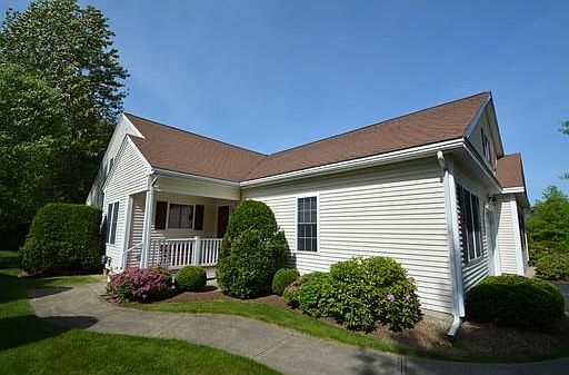 1st image of 31 Wildwood Dr #31