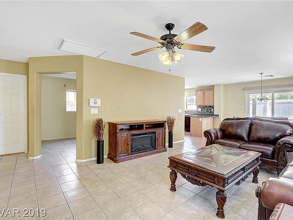 3rd image of 4204 Spruce Fern Ln