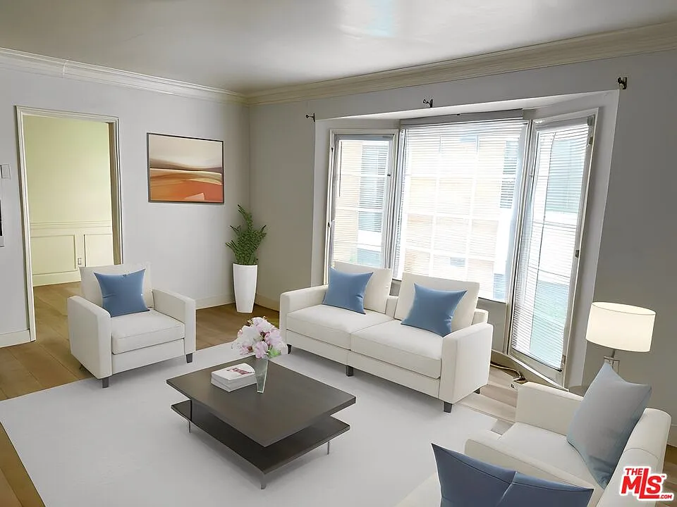 Studio, $2,600 — Photo 1
