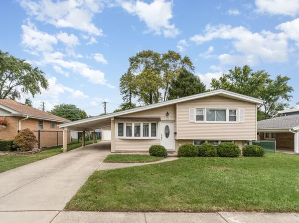1840 Nimitz Dr, Des Plaines, IL 60018
