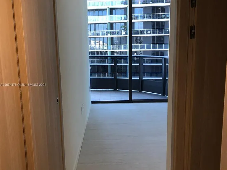 1000 Brickell Plz #3415 — Photo 6