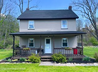 5780 Paradise Valley Rd, Cresco, PA 18326