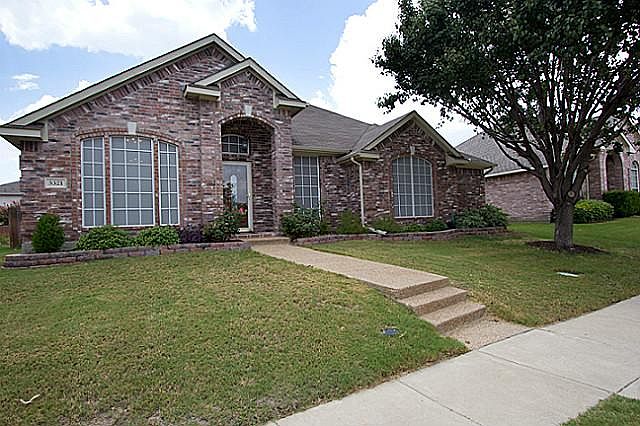 1st image of 5321 Highlands Dr
