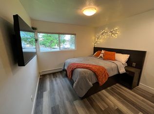 3909 Cope St, Anchorage, AK 99503