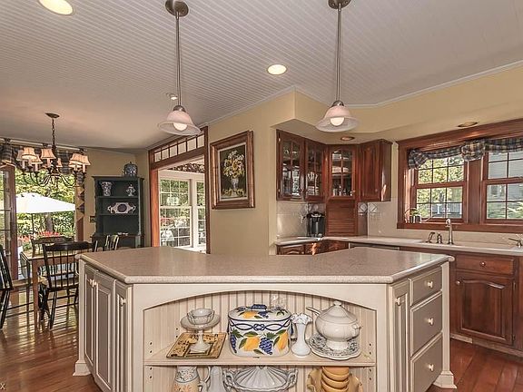 3rd image of 7351 Mountain Quail Pl