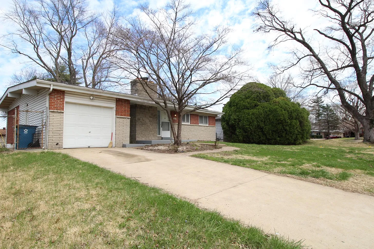 7239 Boellner Dr photo 1