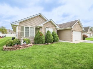 2436 Kristi Ln, Rockford, IL 61102