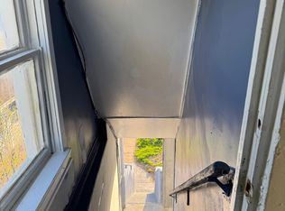 875 N Jerome St FLOOR 3, Allentown, PA 18109