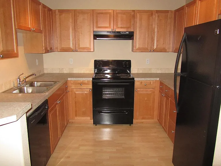 352 N Promenade Loop #C210 — Photo 3