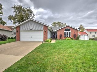 4505 N Shadow Dr, Decatur, IL 62526