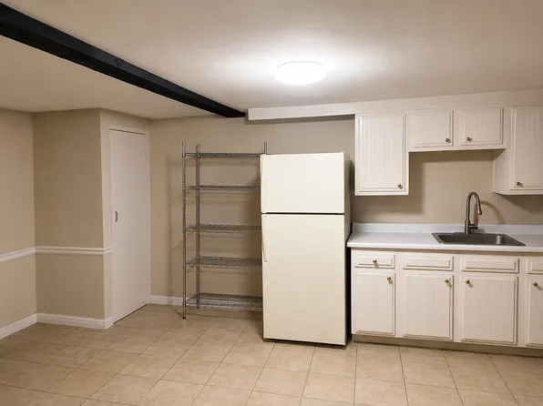 331 Daniel Webster Hwy #4, Merrimack, NH 03054