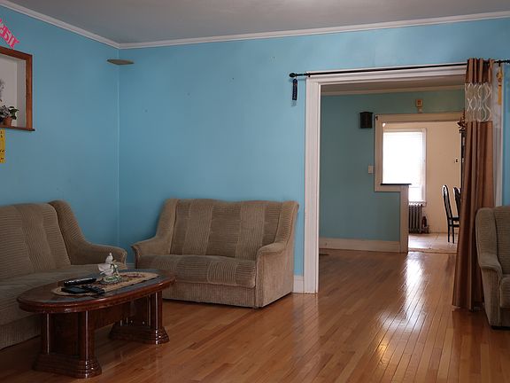 2nd image of 8611 254th St