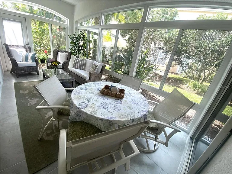 801 Gondola Park Dr #801 — Photo 2