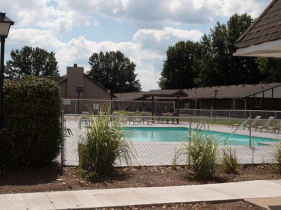 Pool area