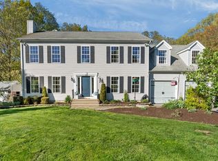5 Nottingham Way, Assonet, MA 02702