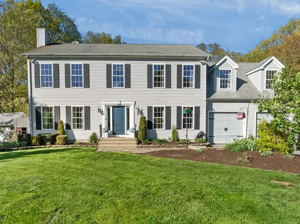 5 Nottingham Way, Assonet, MA 02702