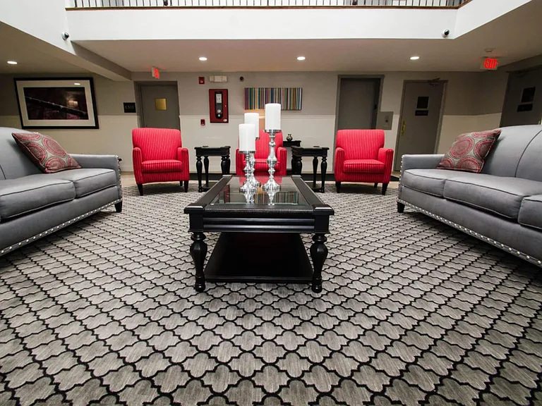 Norstar Apartments — Photo 17