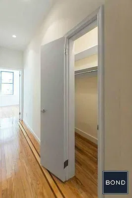 Rented by Bond New York | media 10