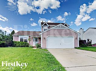 764 Weston Dr, Crystal Lake, IL 60014