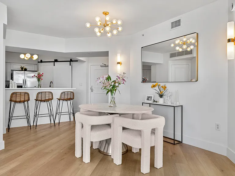 347 N New River Dr E #1203 — Photo 3