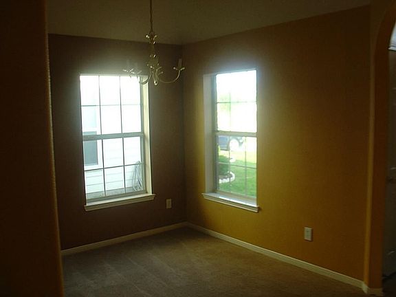 2nd image of 19319 Sagebrush Valley Ln