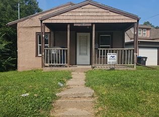 1161 22nd St, Moline, IL 61265