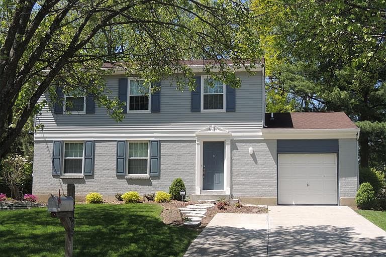 1st image of 2125 Trailwood Dr