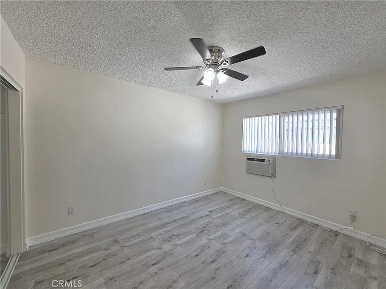 15436 Vanowen St #9 — Photo 11
