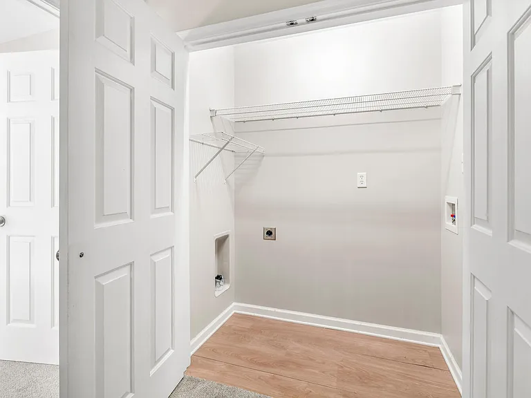 55 Thea Ln — Photo 27