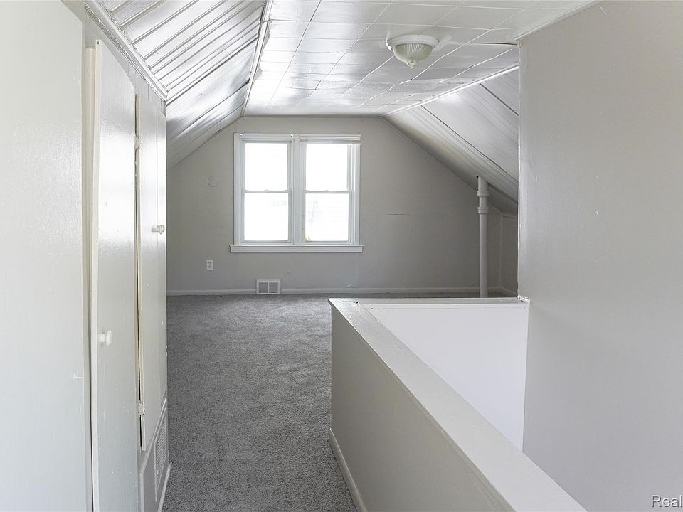 20234 Hickory St, photo 10