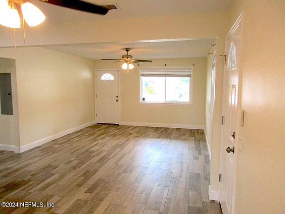 3rd image of 2947 WOODTOP Drive