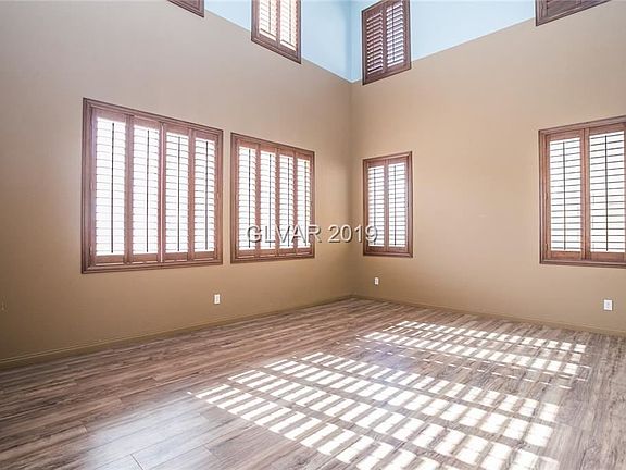 4th image of 2109 Baywater Ave