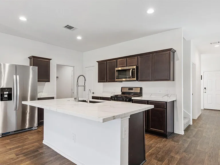 14040 Thunder Pines Dr — Photo 7