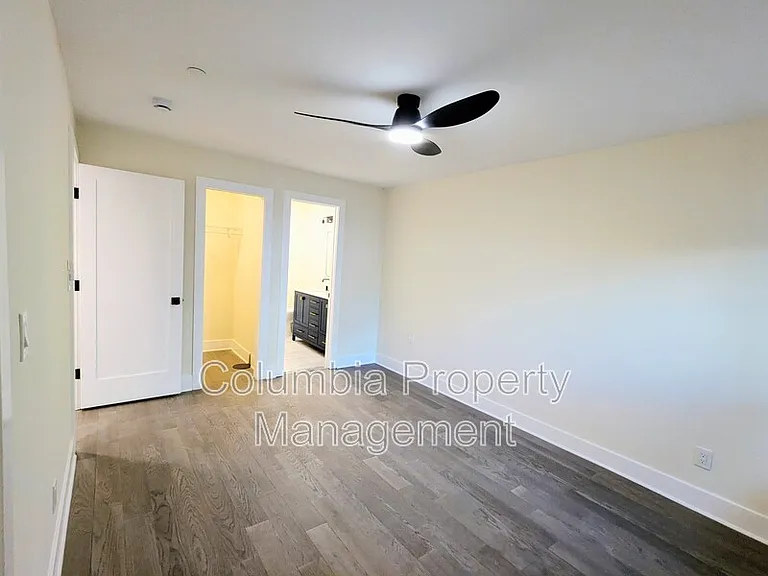 3552 Warder St NW — Photo 10