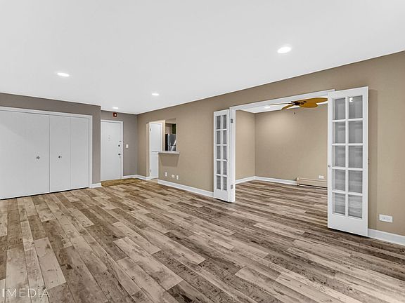 5th image of 703 E Falcon Dr #205