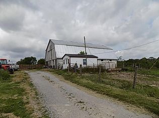 7267 Mount Carmel Rd, Maysville, KY 41056