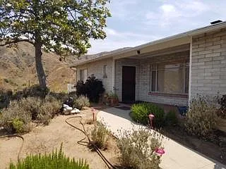 La Tuna Canyon Rd, Sun Valley — Photo 3