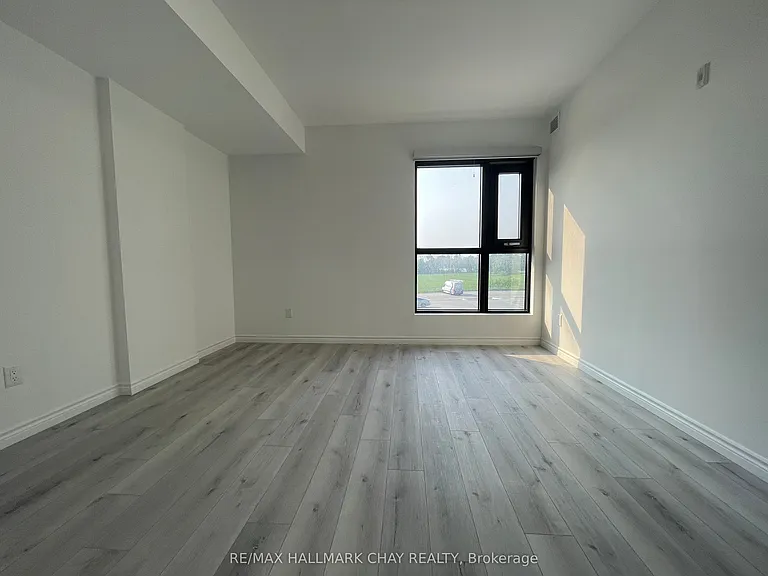 30 Hanmer St W #203 — Photo 28