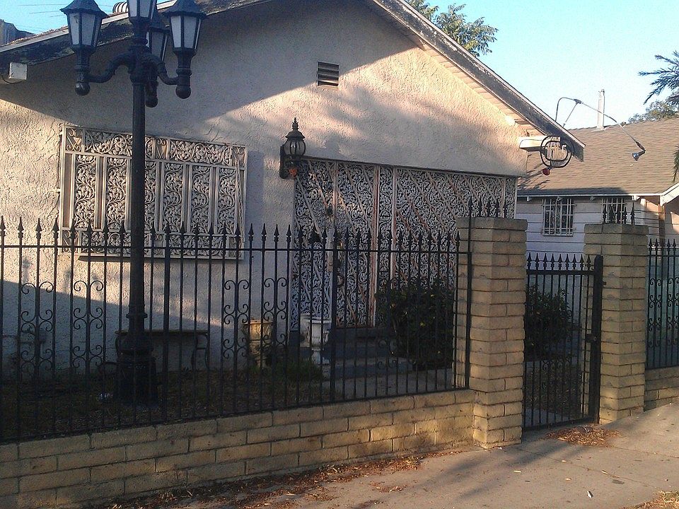 1st image of 1065 W Gage Ave