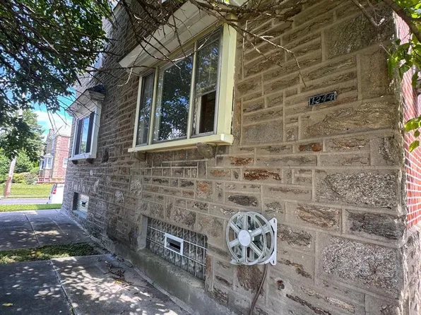 1244 E Cardeza St, Philadelphia, PA 19119