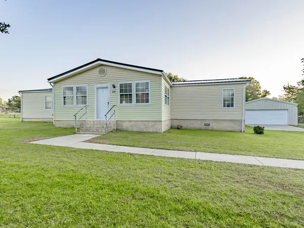 28 Evie Cir, Tifton, GA 31794