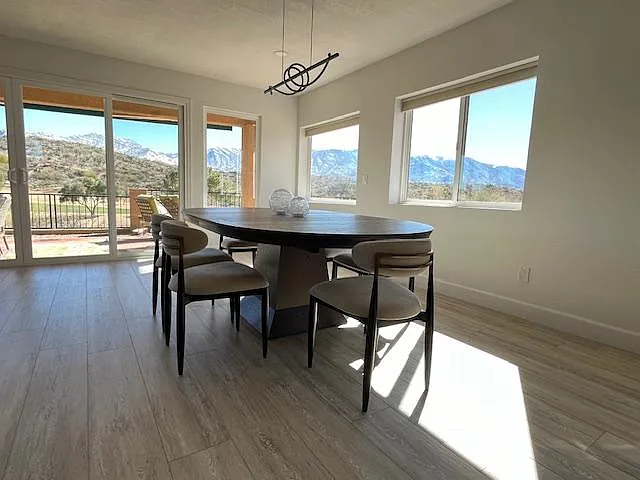 Designer dining table with VIEWS seats 6.
We have 4 additional chairs.