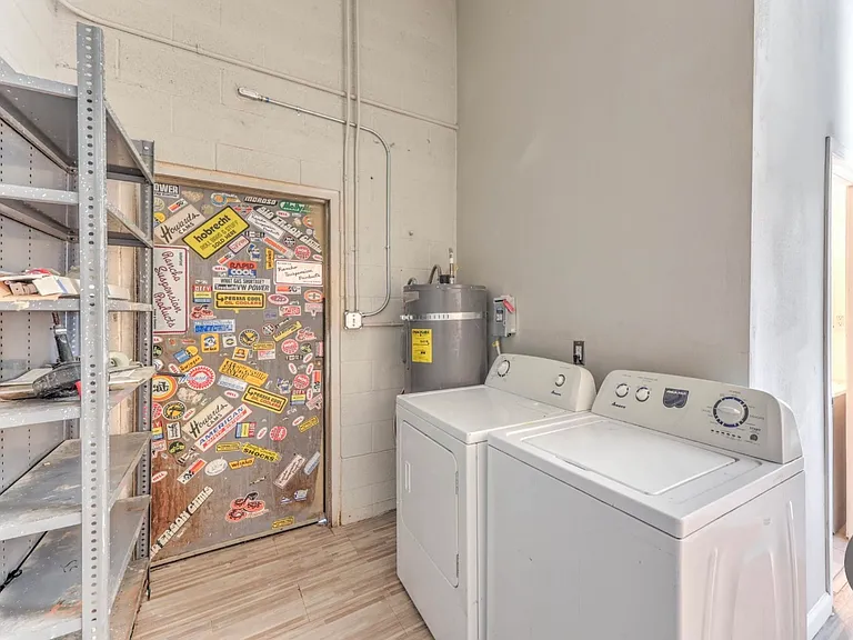 1305 Palm St — Photo 6