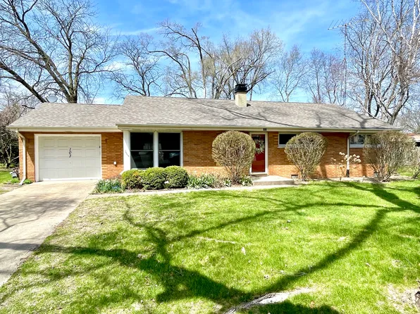 103 April Ln, North Aurora, IL 60542