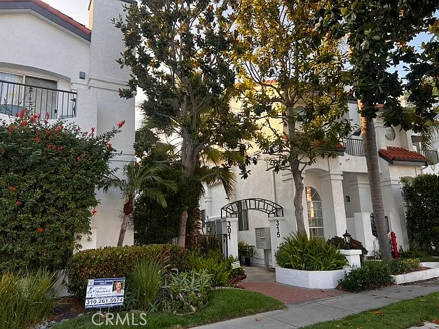 301 Diamond St #B — Photo 18