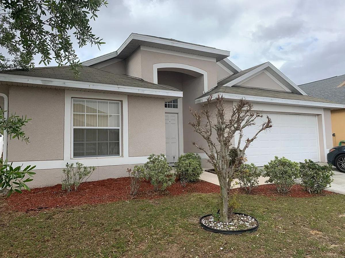 Building Photo - 136 Grantham Dr