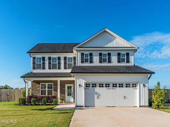 69 Bellows Lane, Rocky Point, NC 28457