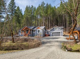 322 Round Prairie Rd, Wilderville, OR 97543