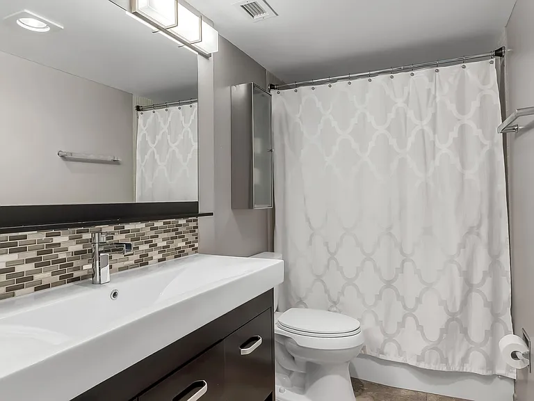 2200 NE 33rd Ave #10K — Photo 18